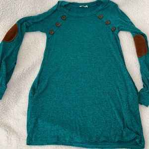 Sweater dress with pockets and elbow details